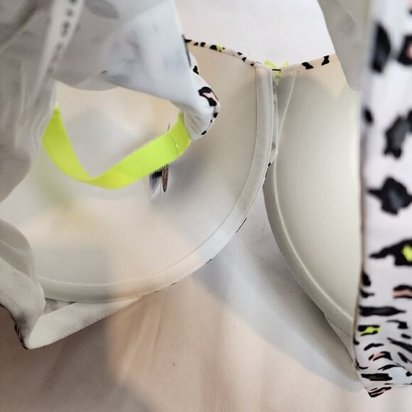 46DDD Torrid White Leopard Neon Yellow Bra Push Up Plunge Back Smoothing Underwi - Picture 7 of 10